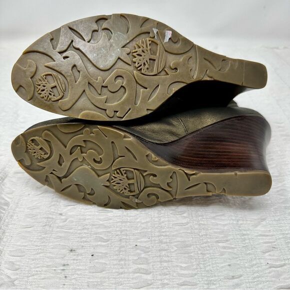 Timberland Gold Wedge Booties- Size 7.5 - Picture 8 of 15